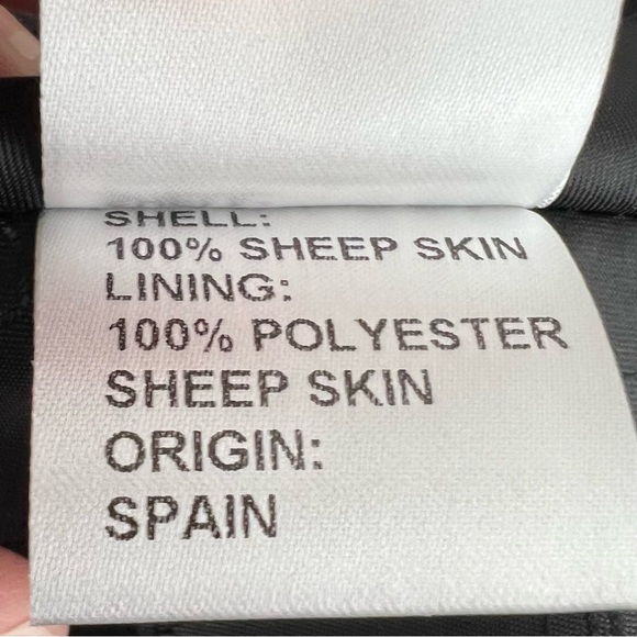 Belle Fare Asymetrical Fox Fur Poncho with Leather Inserts NWT - Picture 8 of 11